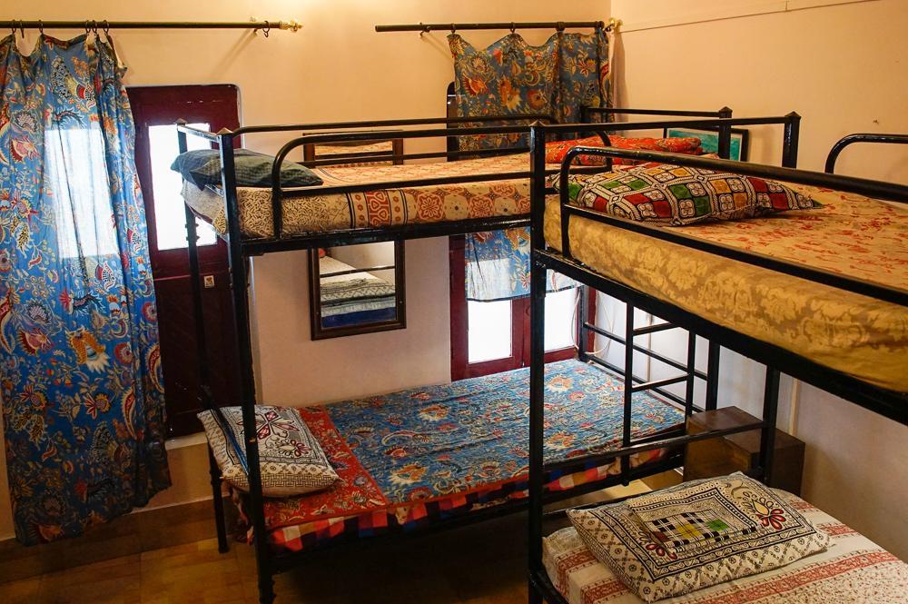 Brown Bread Bakery Guest House Varanasi Exterior photo